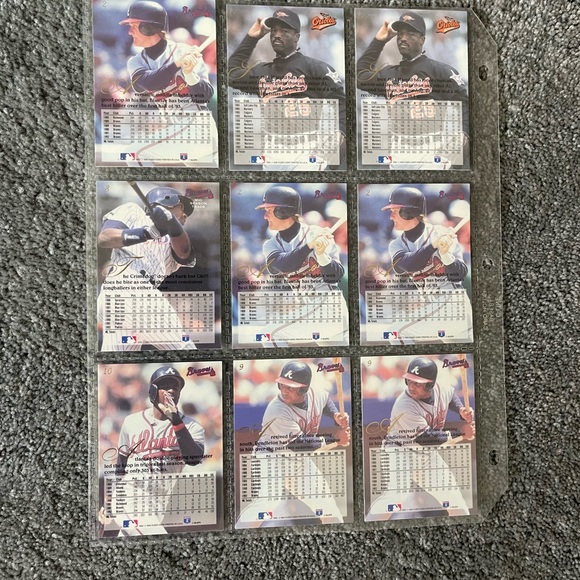 Baseball cards - Picture 2 of 9